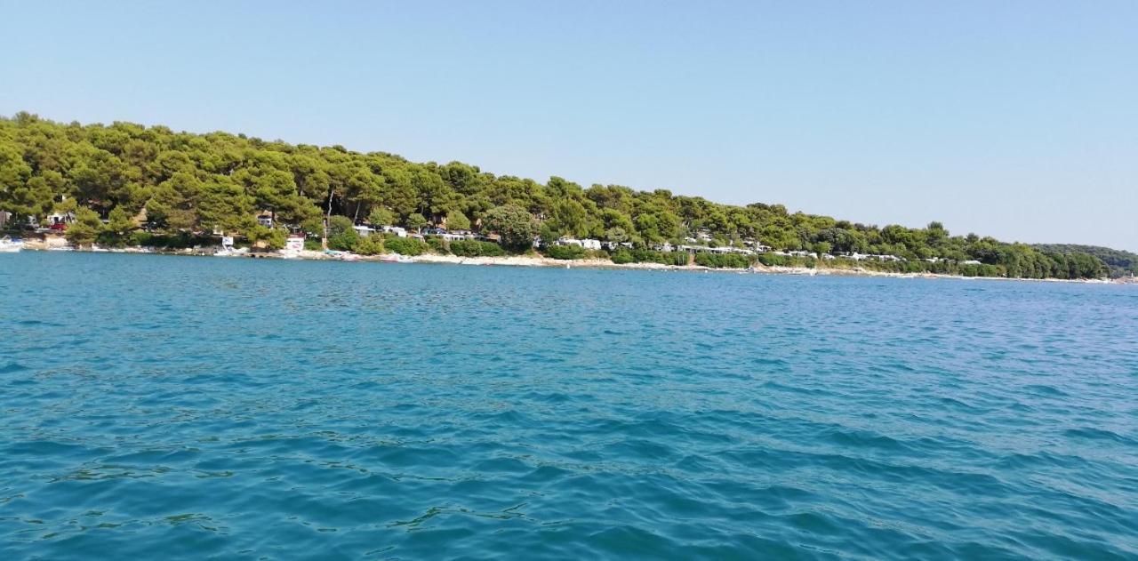 Apartman Emily, 6 Plus 2 Guests, Newly Refurbished Pula Bagian luar foto
