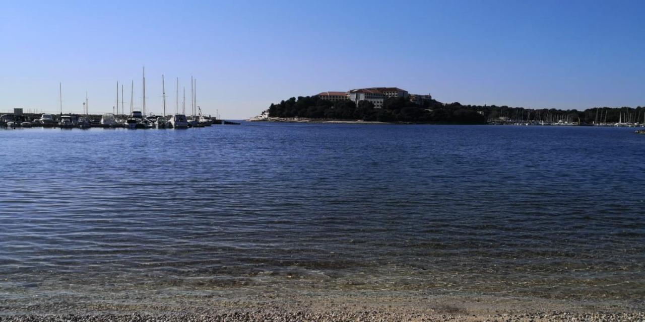 Apartman Emily, 6 Plus 2 Guests, Newly Refurbished Pula Bagian luar foto